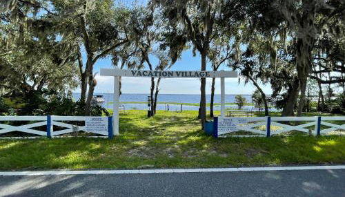 Watch the Sunrise on Lake Louisa - Foto 2