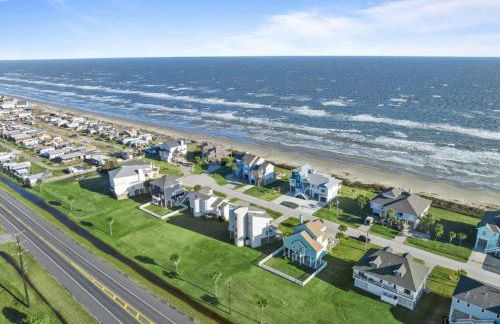 3-story beach house with incredible ocean views, steps to the beach - Photo 51