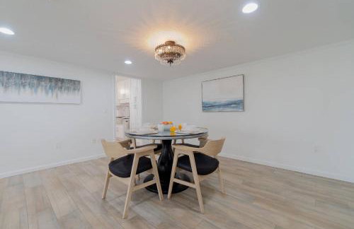 Luxury Beachfront Condo, Pool, Tennis Court, Sauna, Gym #locationenvy - Photo 31