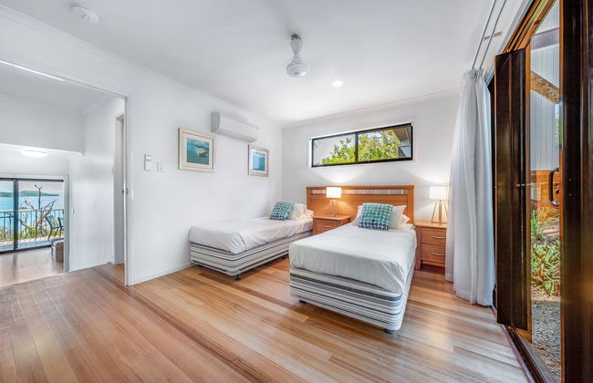 Panorama 12 - Photo 3