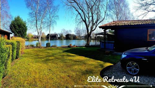Elite Retreats 4U Lakeside Hot Tub Log Cabin with the fishing peg at Tattershall Lakes Park - Foto 4