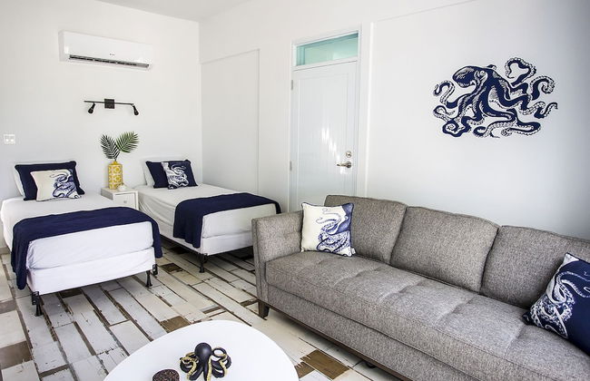 The Beach Pad - Photo 10