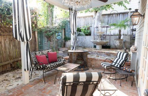 The Dollhouse - 3 Bed, 2 Bath, Walk to Downtown - Foto 32