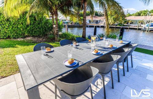 VillaBella Ultra LUXE 100ft Waterfront Villa 5Min2Beach - Foto 19