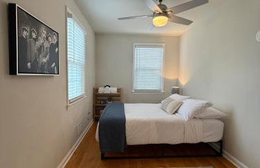 Cozy & Comfy Bright 3 Bedroom Home - Foto 6