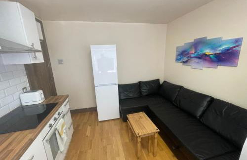 2 Bed Flat near Heathrow Airport & Elizabeth Line - Foto 23
