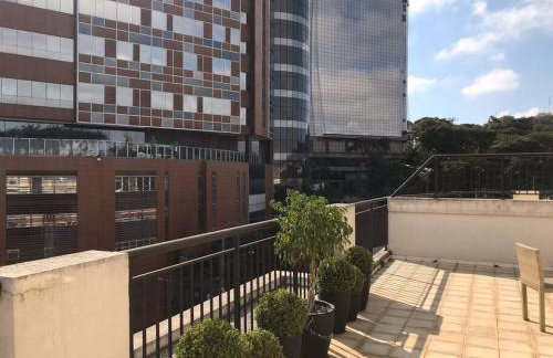 4082 - Em frente ao hospital Albert Einstein e Estádio do Morumbi - Foto 39