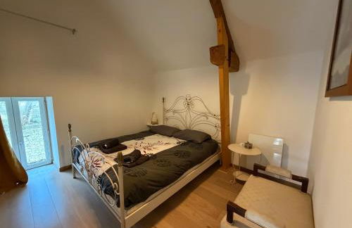 Maison renovee en pierres séjour spacieux avec jardin et terrasse aménagée près Omaha beach & Bayeux à 5mn de la mer tous commerces - Foto 58