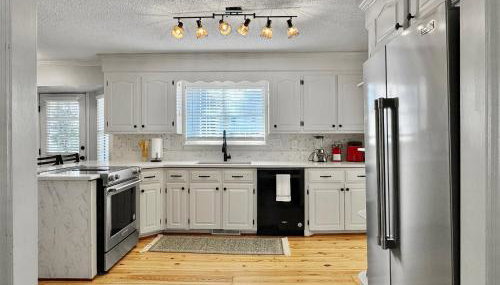 Cozy Home Away From Home - Pet-friendly, King bed - Foto 5, stove, dishwasher