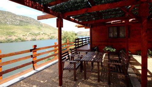 Douro Yacht Charter & Bungalows - Foto 4