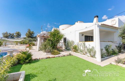 Villa Caliza in Cunit with Private Pool and large garden - air conditioning in bedroom - Photo 5