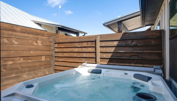 Eagle's Hideaway - Hot Tub 5 Min to Main - Foto 2, Imagen principal