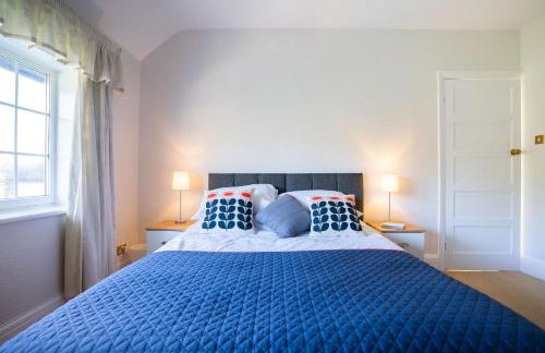 Beautiful detached home in quaint village setting - Foto 27