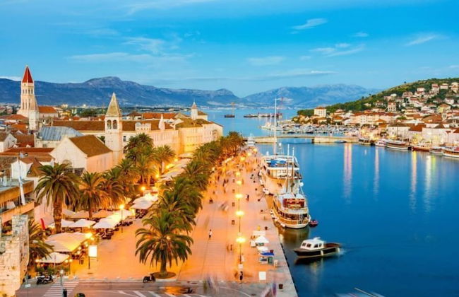 Huge terrace with sea view of the bay - Foto 37