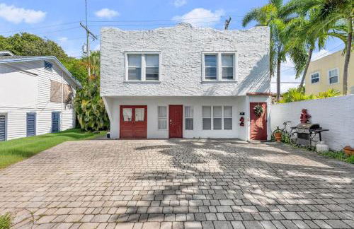 Bright and Airy Apartment on Flamingo Dr - Foto 3