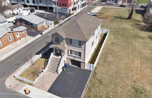 The Seabreeze Haven- Luxury 3BR Coastal Retreat - Near Beach & Free Parking - Foto 31