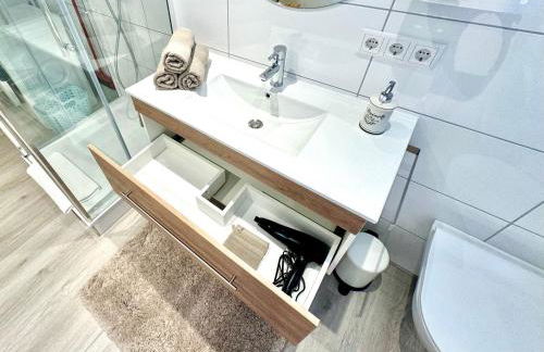 Ferienwohnung Schlafgemach - Gemütlicher Urlaub zwischen Ostsee und Holsteinische Schweiz - Boxspringbett & Wallbox - Foto 24