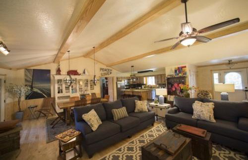 C21, Three bedroom, three bath log-sided, luxury Harbor North cottage with hot tub cottage - Foto 38