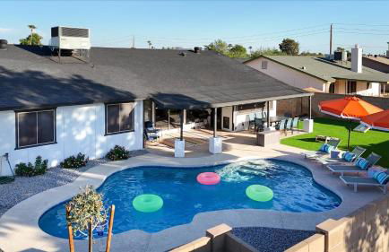 Heated Pool~Basketball Court~Putt Putt~Bocce Ball - Foto 59