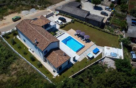 Villa Blue Moon for 9 persons near Porec with 42 m2 heated pool, wellness, kids playground & sea view - Foto 38