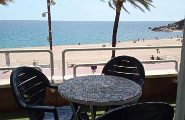 Piso Jover alojamiento en primera línea del Mar !! - Foto 2