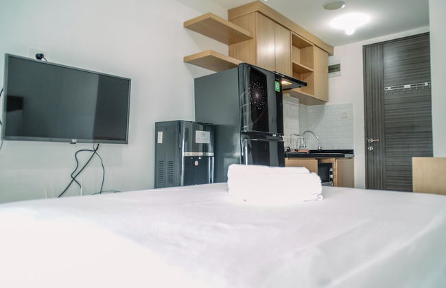 Stunning And Comfy Studio Amazana Serpong Apartment - Foto 12