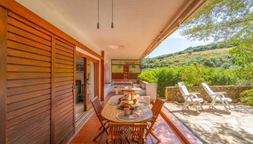 Garden Apartment - BBQ, ampio giardino e AC - Foto 3, Garden, Garden view