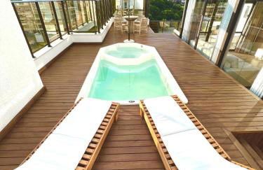 Cobertura Velejar em Condomínio Clube - com Área de Lazer - Photo 1