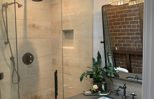 Boyd Harvey Main House And Carriage House 4 Bedroom Home by RedAwning - Foto 68