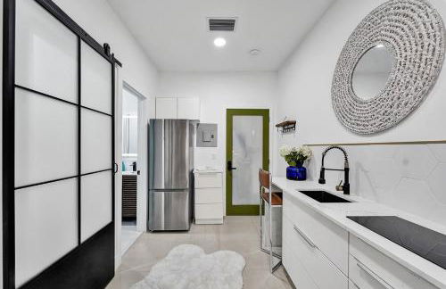 SOBE MONARCH 2 - 2 Bedroom 2 Bathroom Apts - 2 Independent 1 bedrooms apts - Foto 17