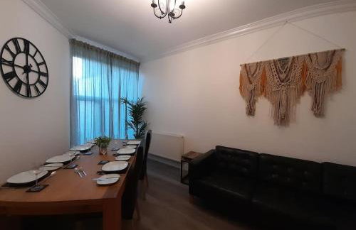 Chic 5 double bedroom house - 15 min to Manchester - Foto 44