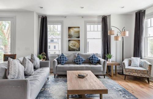 Brand New Luxury Home near Downtown - Foto 1