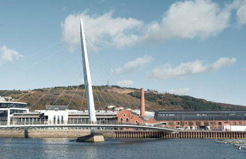 Beach on the doorstep Meridian Tower Marina Swansea - Foto 27