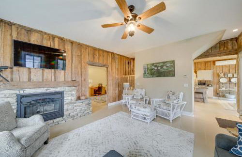 Scenic Loon Lake Adventure Retreat with Dock! - Foto 6