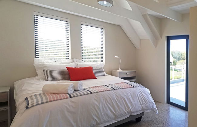 Apartments on The Eighteenth - Photo 14