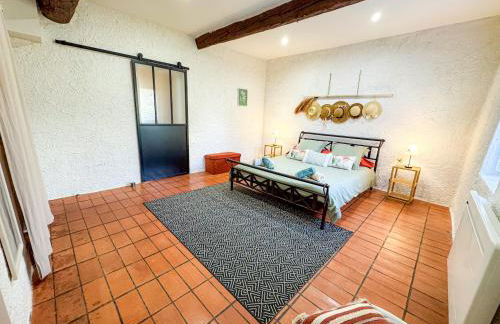 Paisible maison à l'ombre des pins - Foto 9