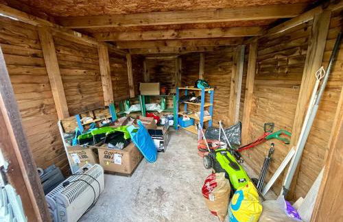 Semi Detached House in Aldershot - Foto 61