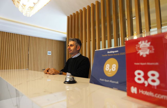 Riva Hotel Alsancak - Photo 3