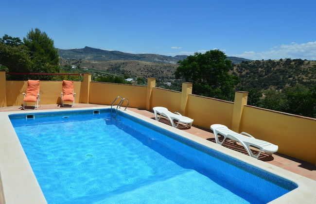 Warm Holiday Home With Private Pool in Andalucia Center - Foto 1