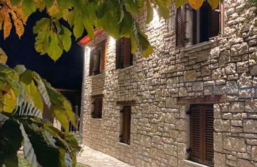 The Lady of the Lake - Photo 19