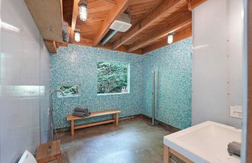 Guemes Island Road Modern Home - Foto 20