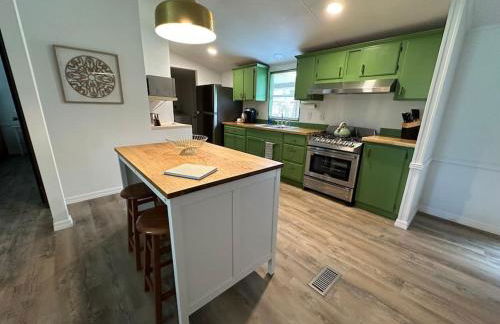 The Magnolia Lake House - Photo 12