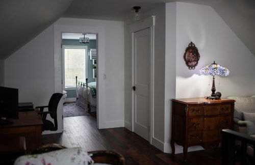 Historic 1914 Cottage, Near Downtown, UNR & Hospitals, Early Check In - Foto 24