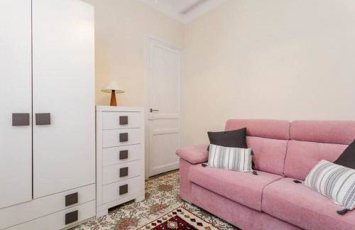 Lovely Designed House Connected To Center - Foto 29