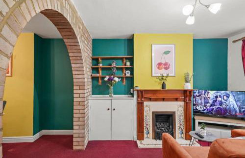 Beautiful 2 bedroom house Free Parking, Aylesbury, Adrenham st - Foto 8