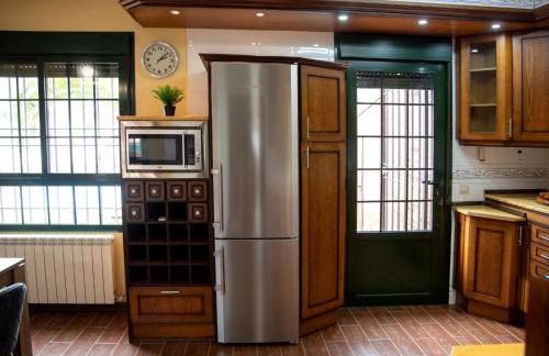 TOLEDO ENCANTADO Piscina y BBQ privada 2,5 km de Puy du Foy - Foto 22