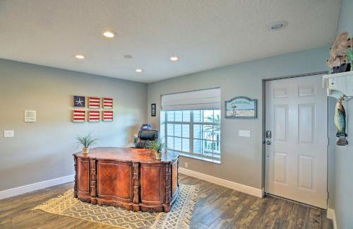 Waterfront Lake Placid Home with Dock and Fire Pit - Foto 6