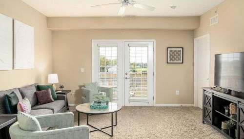 The New Albany Perch Top Floor Pet-Friendly! - Foto 2