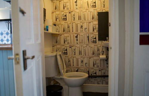 Stunning 5 Bedroom Victorian home with optional hot tub - Foto 20