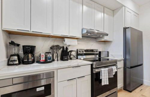 Capitol Hill 3 Charming Townhouse in Downtown DC with Modern Kitchen with Rooftop views - Foto 5